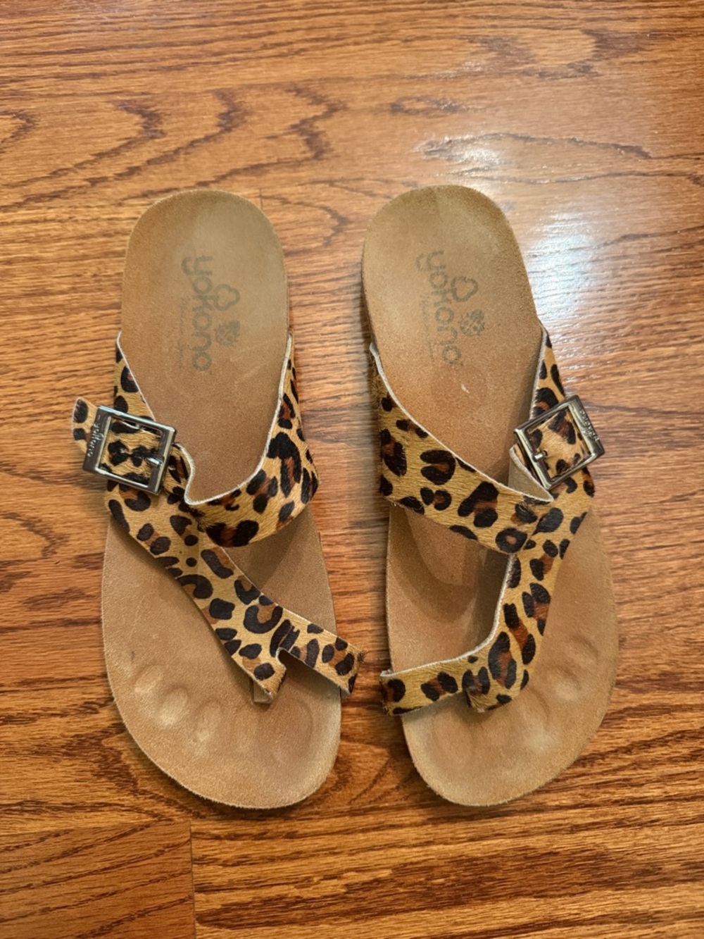 Leopard Print Leather Thong Sandals - Tan/Black
Size 9; leather upper